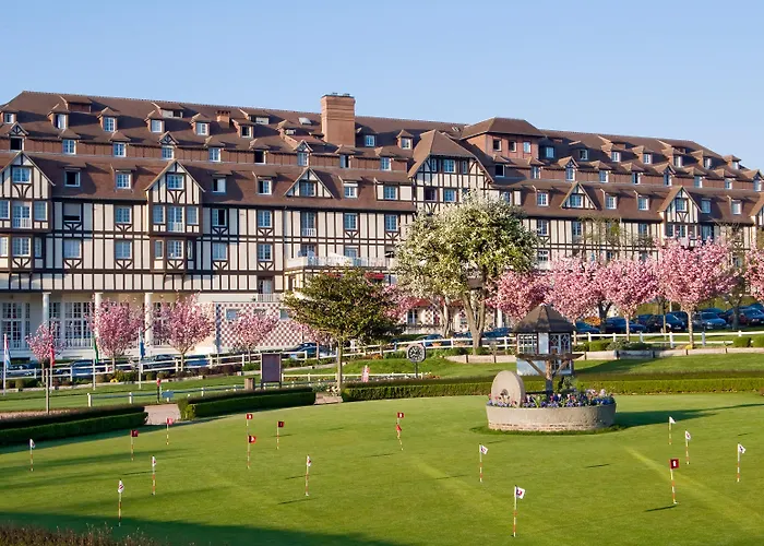 Barriere L'hotel Du Golf 4*