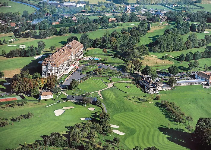 Barriere L'hotel Du Golf Hotel 4*