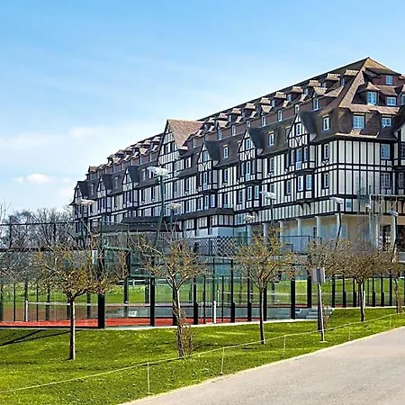 Barriere L'hotel Du Golf Hotel 4*