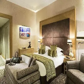 Hotel Barriere L'hotel Du Golf 4*