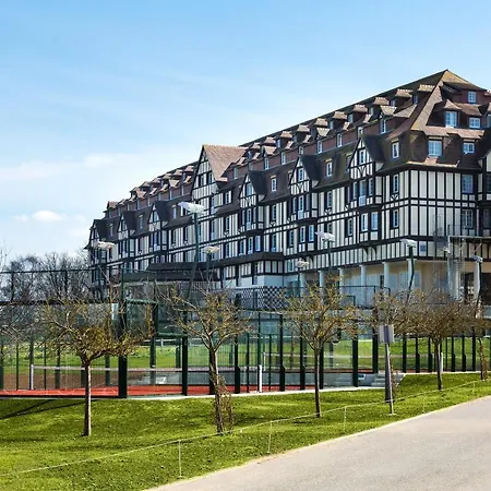 Barriere L'hotel Du Golf Отель 4*