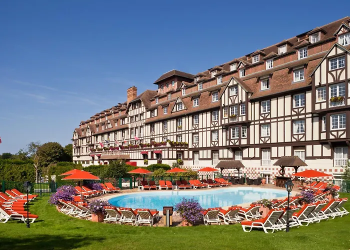 Barriere L'hotel Du Golf 4* Сент-Арну