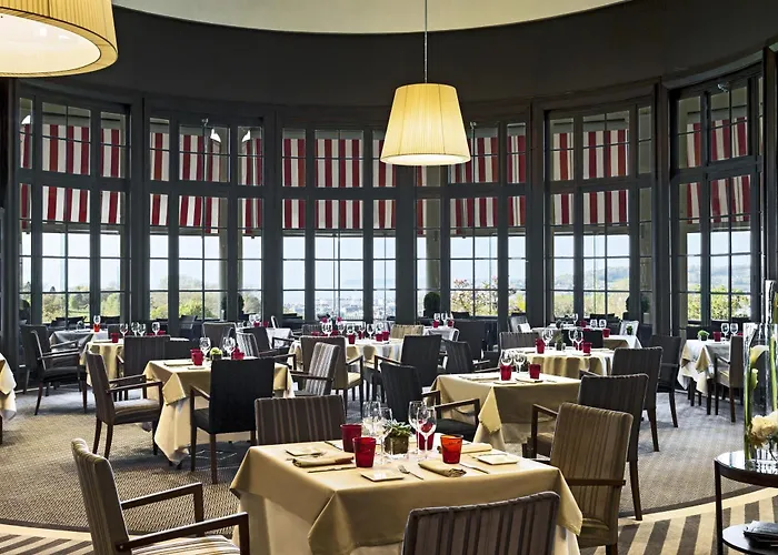 Отель Barriere L'hotel Du Golf 4*