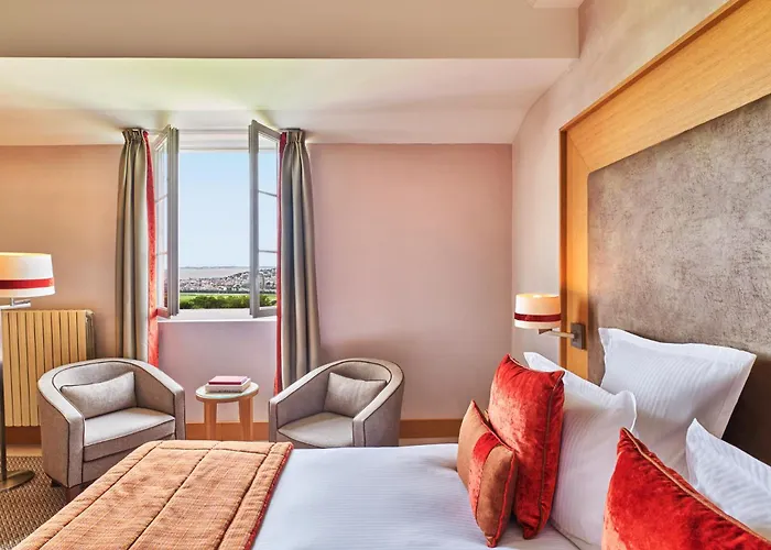 Barriere L'hotel Du Golf Отель Сент-Арну